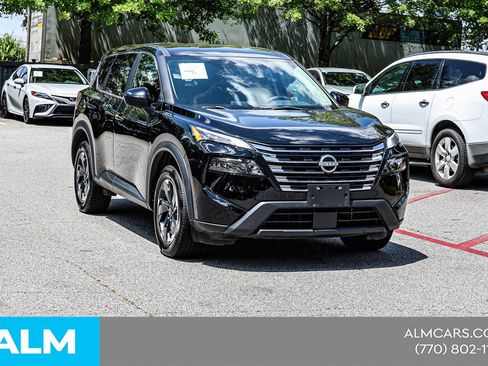 Used 2024 Nissan Rogue SV FWD image 5
