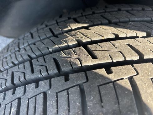 Used 2021 Toyota Highlander Platinum image 19