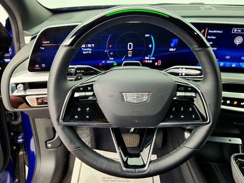 Used 2024 Cadillac Lyriq Sport AWD/4WD image 13