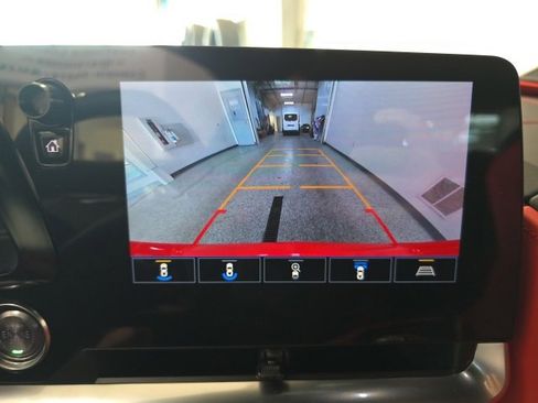 Used 2023 Chevrolet Corvette Stingray Preferred Cpe w/ Z51 Performance Package image 21