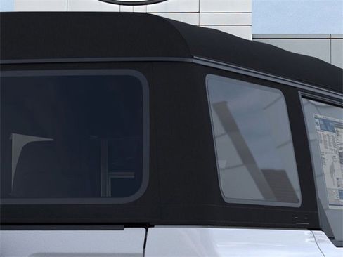 New 2025 Ford Bronco 4-Door image 25