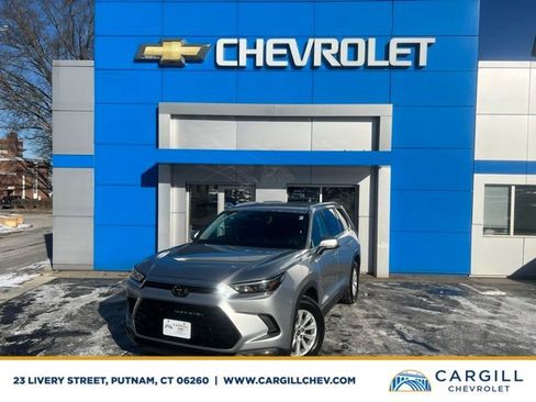 Used 2025 Toyota Grand Highlander AWD image 1