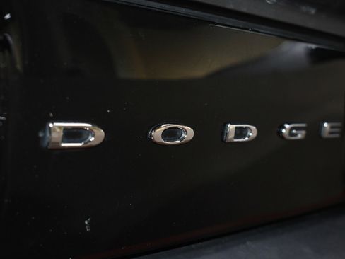 Used 2020 Dodge Challenger SXT image 99