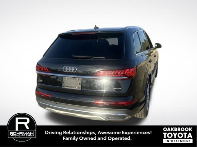 Used 2022 Audi Q7 3.0T Premium w/ Convenience Package AWD/4WD image 3
