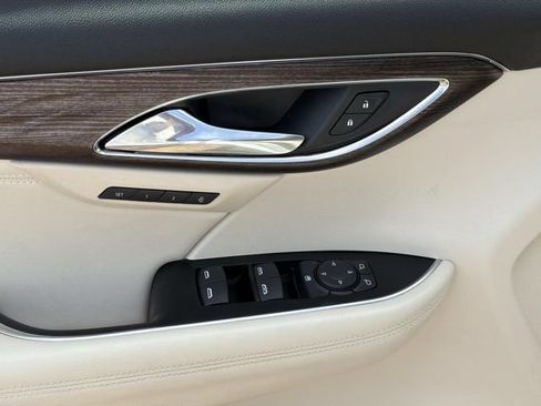 Used 2023 Buick Envision Avenir FWD image 26