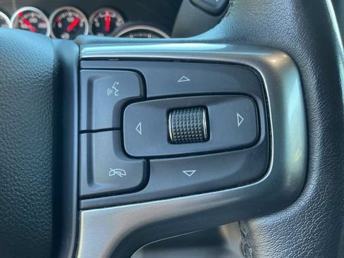 Used 2021 Chevrolet Silverado 1500 LT w/ Z71 Off-Road Package AWD/4WD image 20