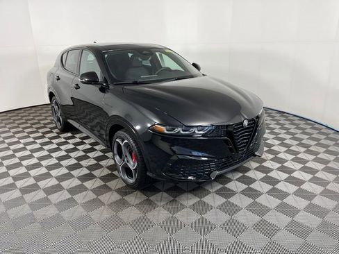 New 2026 Alfa Romeo Tonale w/ Quick Order Package 23H Volce image 2