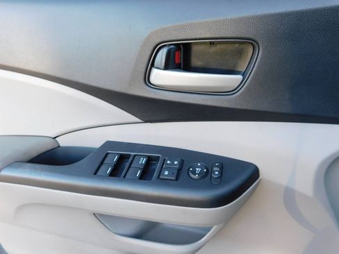 Used 2014 Honda CR-V LX image 17