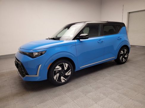 Used 2023 Kia Soul GT-Line image 2