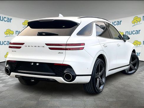 Used 2023 Genesis GV70 2.5T w/ Sport Prestige Package image 6
