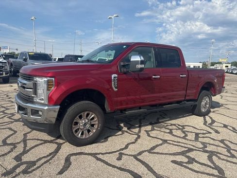Used 2019 Ford F250 XLT w/ XLT Premium Package AWD/4WD image 1