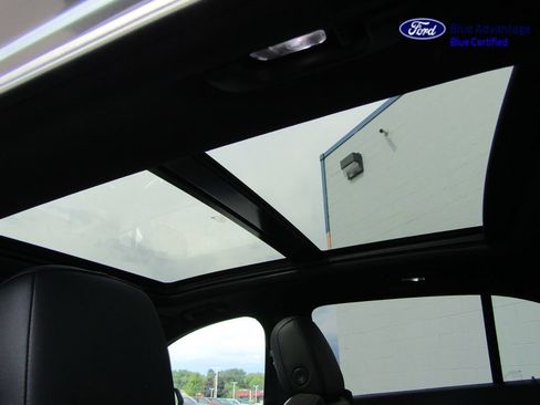 Used 2024 Cadillac XT4 Sport AWD/4WD image 5