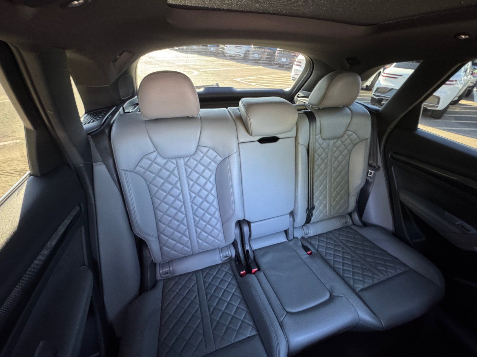 Used 2019 Audi SQ5 Premium Plus w/ Premium Plus Package AWD/4WD image 18