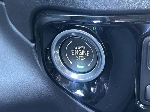 New 2026 GMC Sierra 1500 Elevation image 17