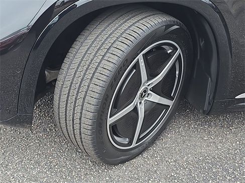 Certified 2023 Mercedes-Benz EQS 580 4MATIC SUV image 32