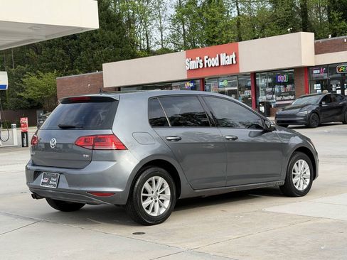 Used 2015 Volkswagen Golf S FWD image 22