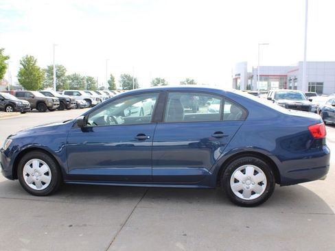 Used 2014 Volkswagen Jetta S image 4