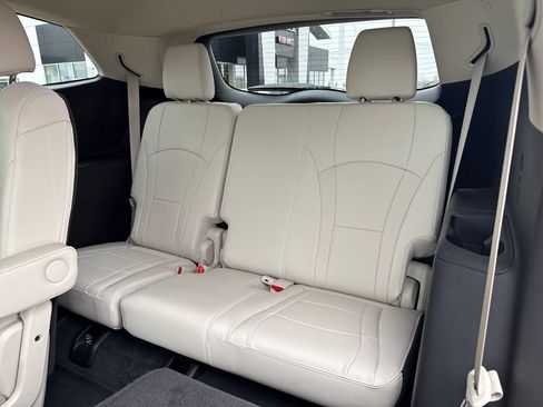 Certified 2023 Buick Enclave Premium image 38
