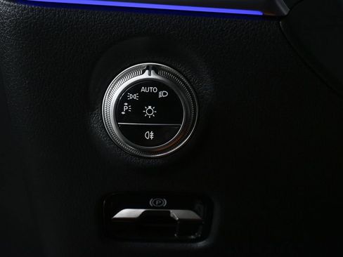 New 2026 Mercedes-Benz C 300 Sedan image 9