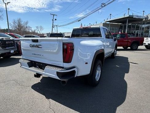 New 2026 GMC Sierra 3500 Denali Ultimate AWD/4WD image 7