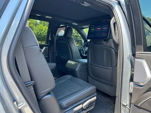 Used 2024 Cadillac Escalade Sport Platinum w/ LPO, ONYX Package AWD/4WD image 54