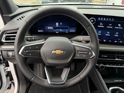 New 2026 Chevrolet Traverse LT w/ Driver Confidence Package image 44