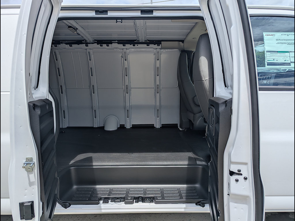 New 2026 GMC Savana 2500 Extended w/ Safety Package RWD image 15