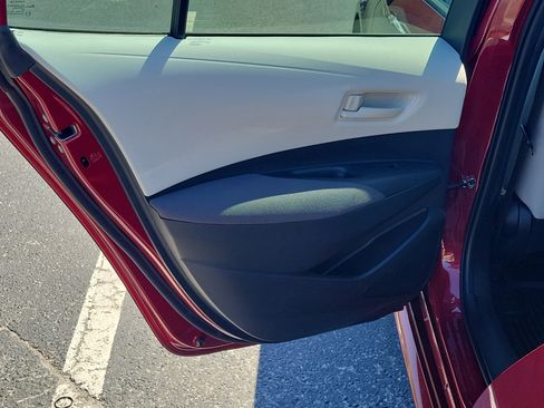 Certified 2023 Toyota Corolla LE image 12