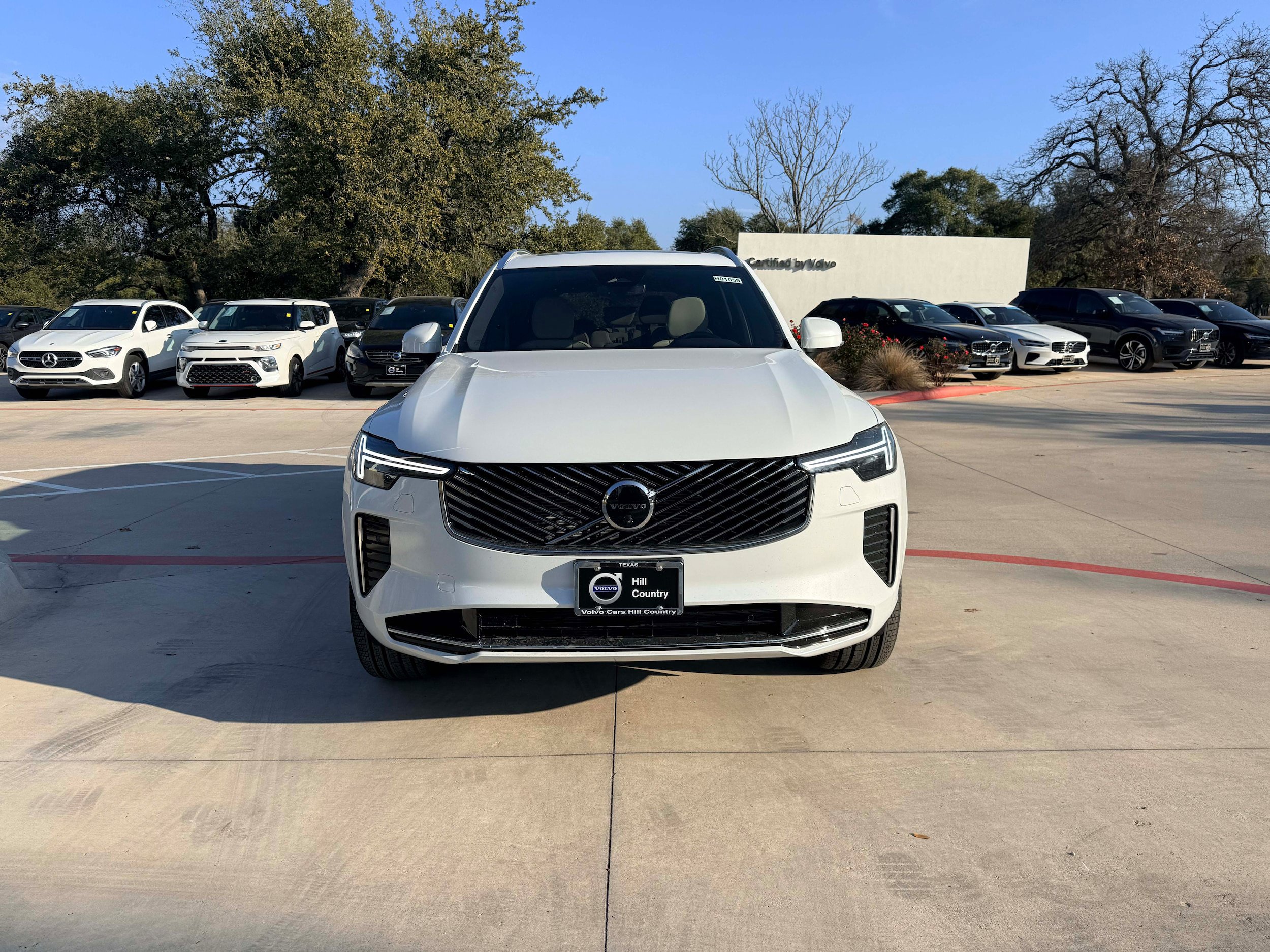 Used 2026 Volvo XC90 B6 Plus w/ Protection Package Premier AWD/4WD image 7