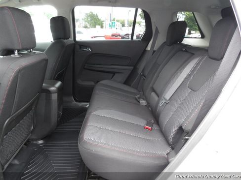 Used 2017 GMC Terrain SLE AWD/4WD image 12