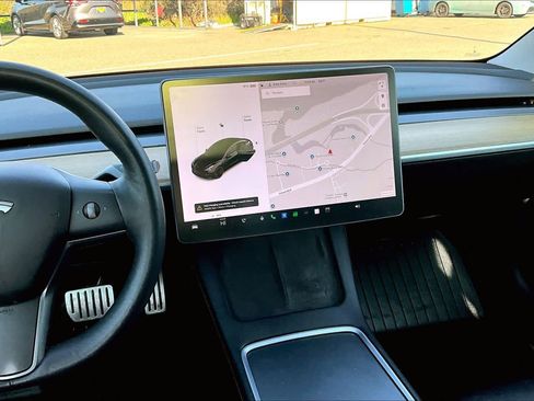 Used 2021 Tesla Model 3 Performance image 7