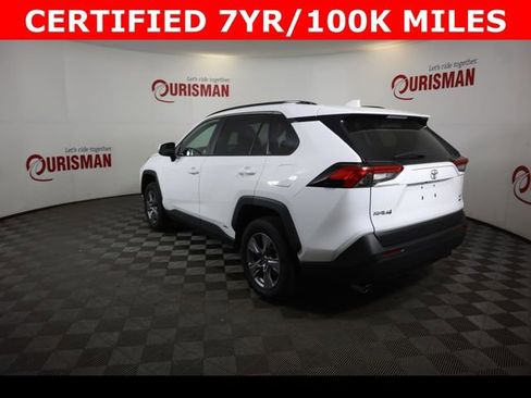 Used 2025 Toyota RAV4 XLE AWD/4WD image 9