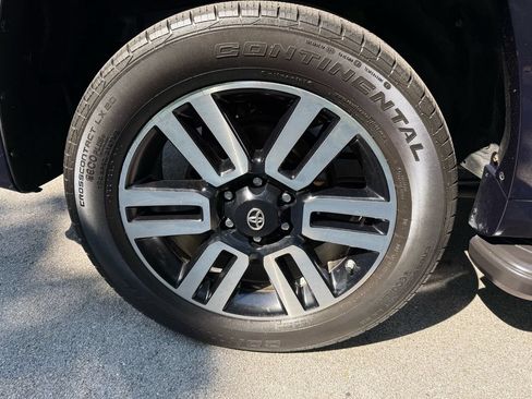 Used 2017 Toyota 4Runner Limited AWD/4WD image 13