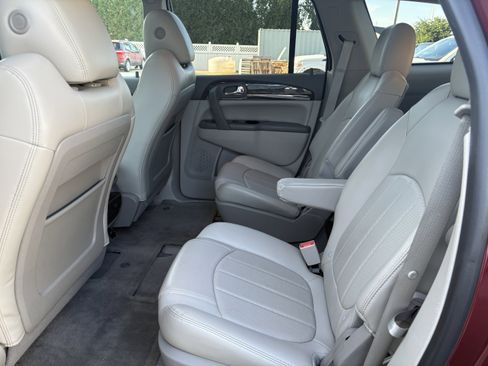 Used 2017 Buick Enclave Premium w/ Experience Buick Package FWD image 35