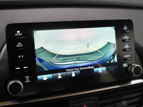 Used 2020 Honda Accord Touring image 20