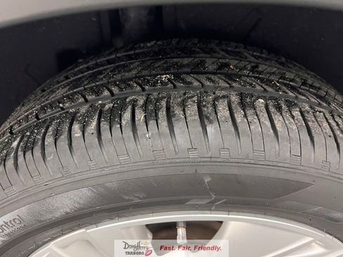 Used 2025 Buick Encore GX Preferred FWD image 17