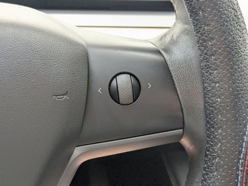 Used 2022 Tesla Model 3 RWD image 7