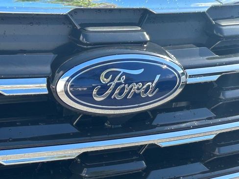 New 2026 Ford Explorer Active w/ Active Comfort Package image 15