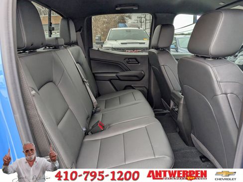 New 2025 Chevrolet Colorado Trail Boss w/ Midnight Edition image 10