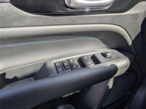 New 2026 Jeep Compass Limited image 14