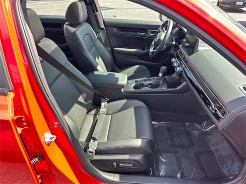 Certified 2025 Honda Civic Sport Touring image 7