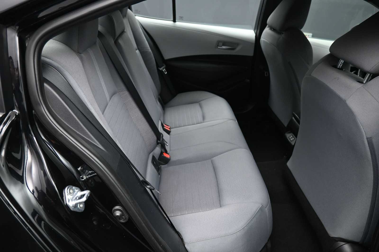 Certified 2025 Toyota Corolla SE w/ Convenience Package FWD image 22