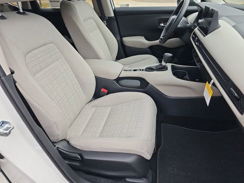 Used 2026 Honda HR-V LX image 11