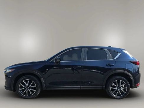 Used 2018 MAZDA CX-5 Touring w/ Preferred Equipment Package FWD image 5