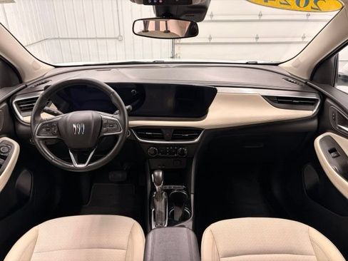 Used 2024 Buick Encore GX Preferred AWD/4WD image 13