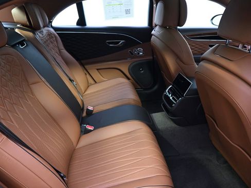 Used 2020 Bentley Flying Spur W12 AWD/4WD image 19