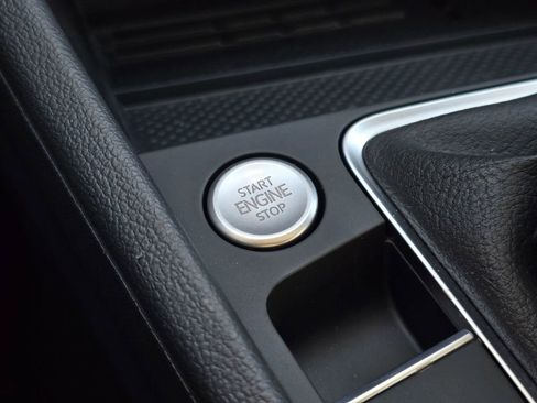 New 2026 Volkswagen Jetta SE image 32