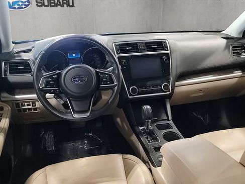 Used 2019 Subaru Outback 3.6R Limited w/ Popular Package #2 AWD/4WD image 2