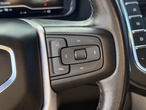 Used 2022 GMC Yukon SLT image 17