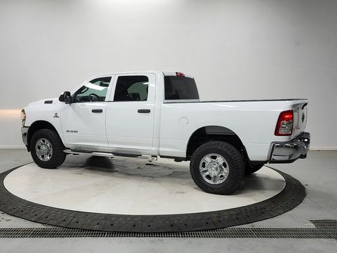 Used 2022 RAM 2500 Tradesman w/ Chrome Appearance Group AWD/4WD image 5